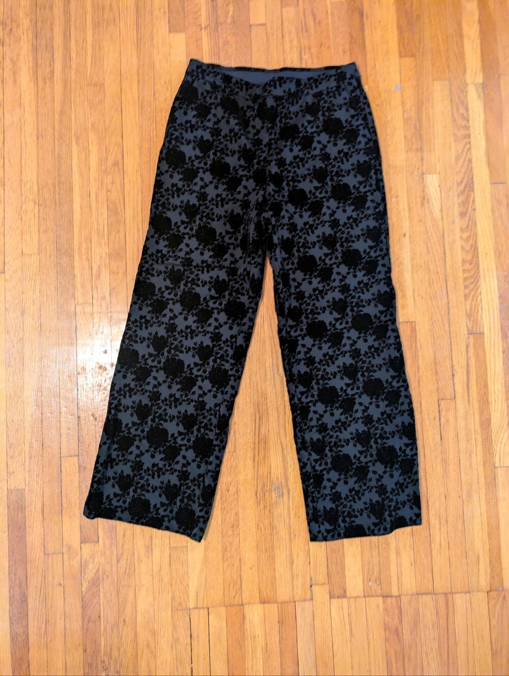 Joie Women's black floral burnout velvet wide leg pull on pants Size Large